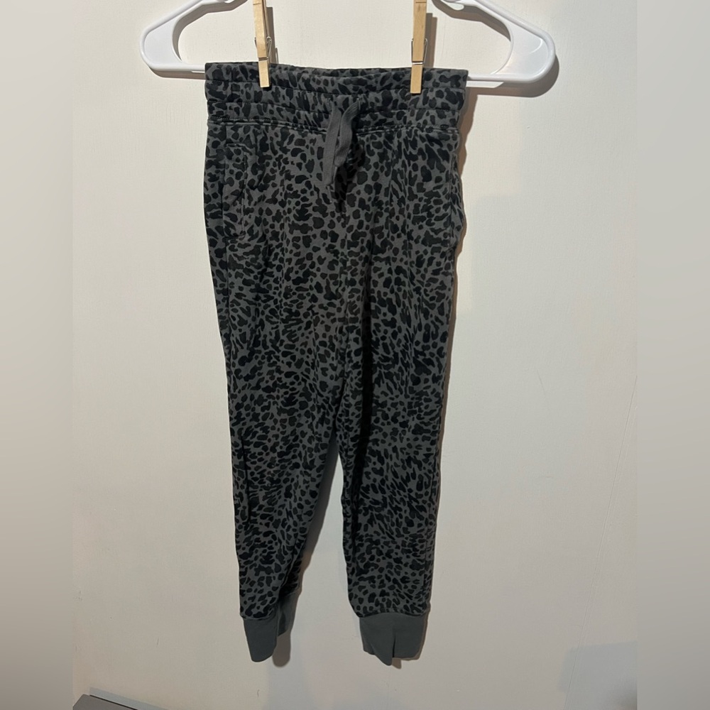 Old Navy Gray and Black Joggers Elastic Waistband Tapered Legs